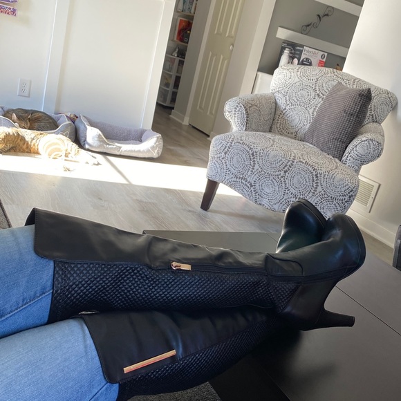 *** SOLD *** Over the knee boots - Picture 7 of 7